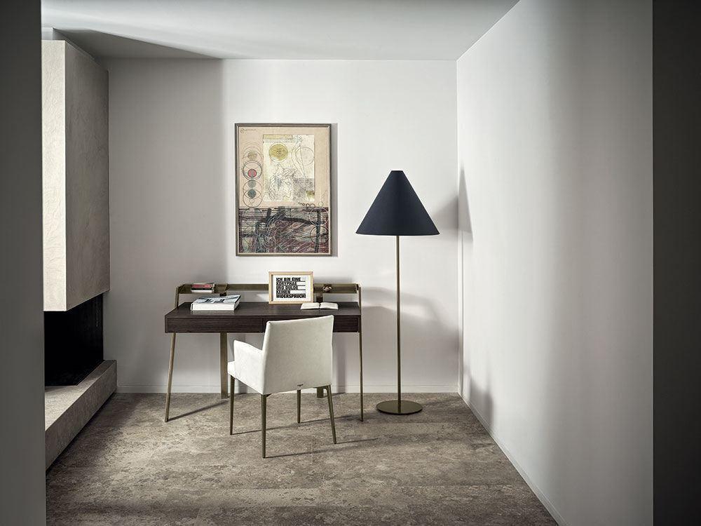 Bontempi Casa extendable desks and consoles for a chic and retro style living room