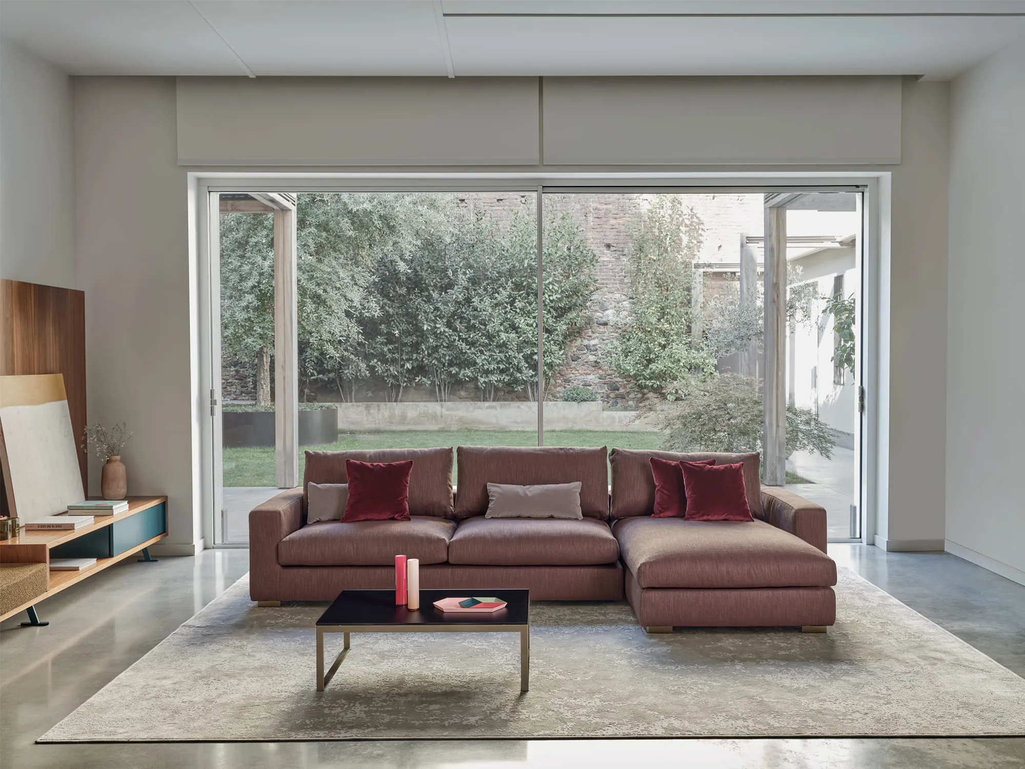 SUNSET_SUNT182SX_M325_TEEL027_CHAISE_SUNP116DX_M325_TEEL027_CUSCINI_CUSD043_TEVS010_CUSD062_TEVS021_HIPHOP_06-79_M328_C185S