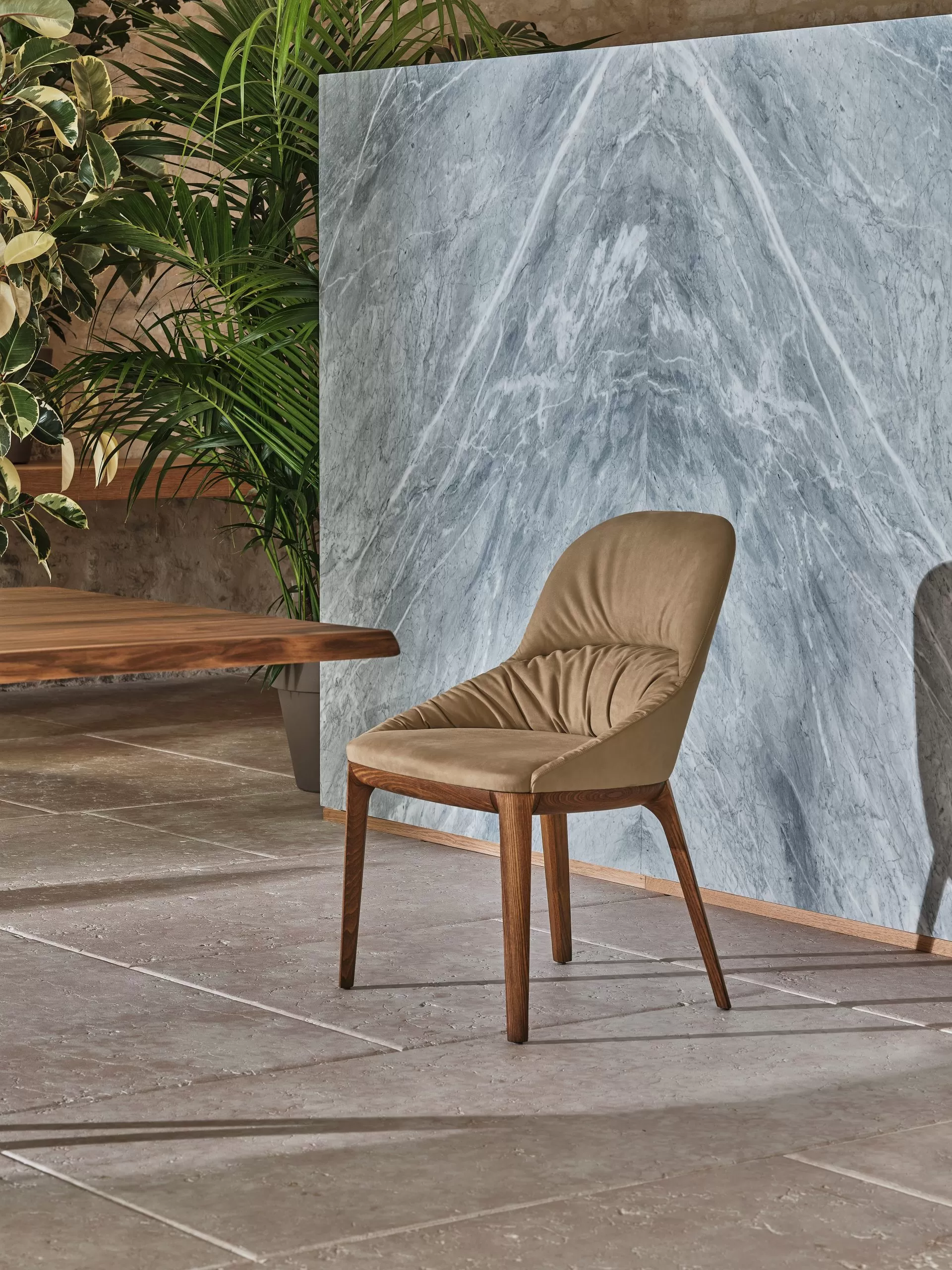 Bontempi queen top chair